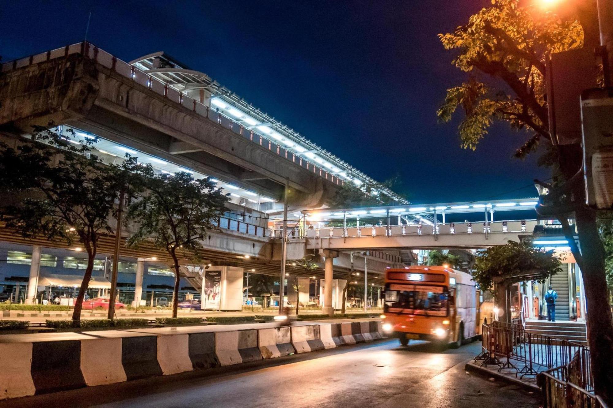 Capital O 411 Grandview Condo 15 Bangkok Luaran gambar